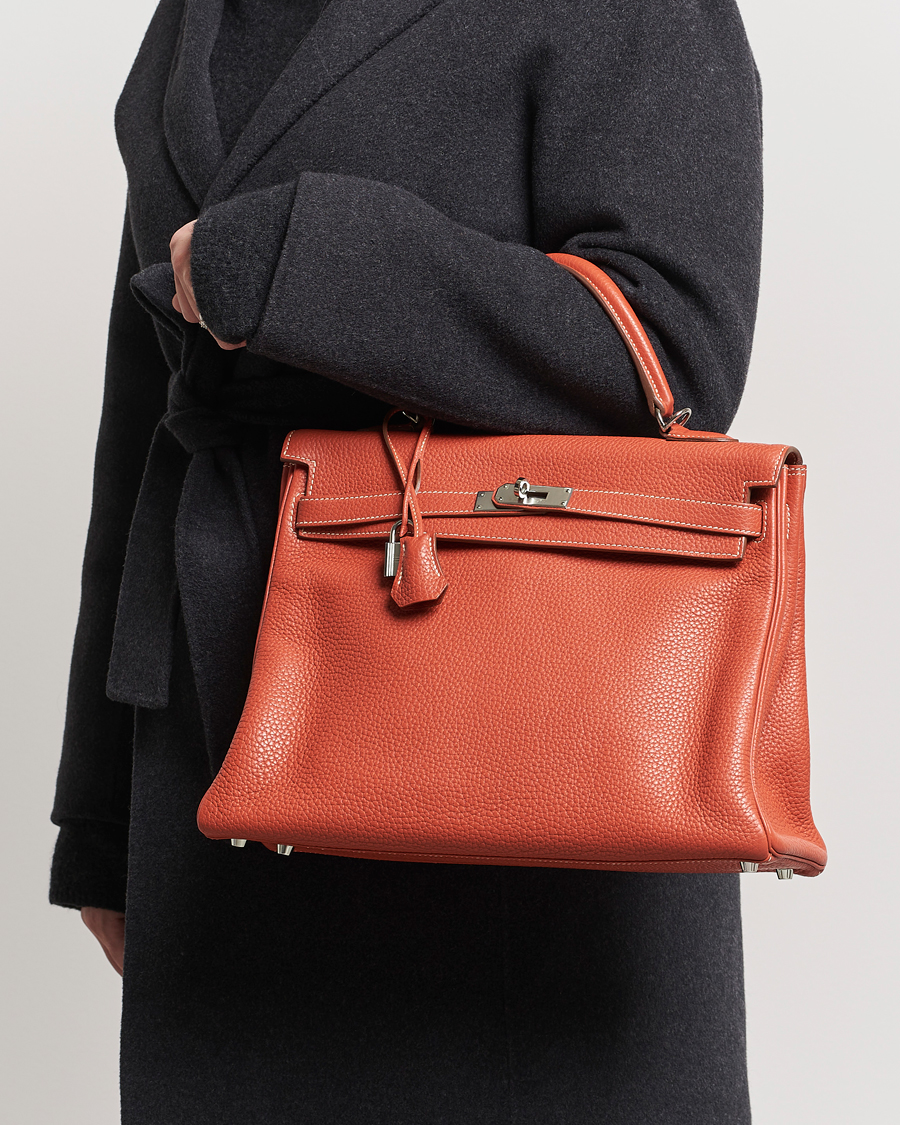 Homme | Hermès Pre-Owned Kelly 35 Handbag Taurillion Clemence Orange | Hermès Pre-Owned | Kelly 35 Handbag Taurillion Clemence Orange