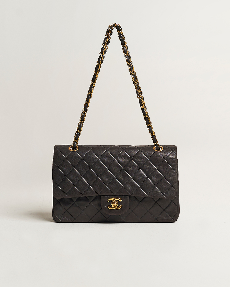 Homme | Chanel Pre-Owned Classic Medium Flap Bag Calf Leather Black | Chanel Pre-Owned | Classic Medium Flap Bag Calf Leather Black