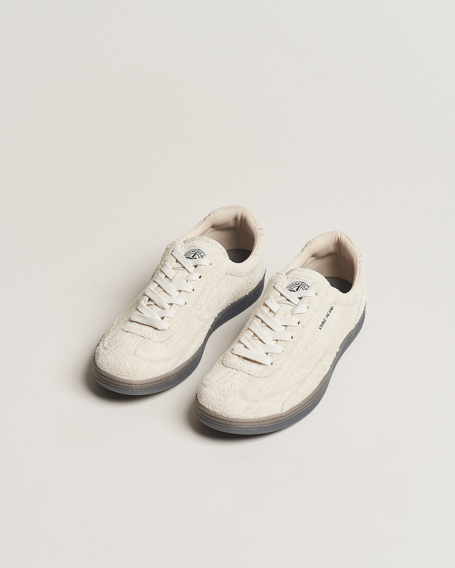 Homme | Stone Island S0101 Suede Sneakers Natural Beige | Stone Island | S0101 Suede Sneakers Natural Beige
