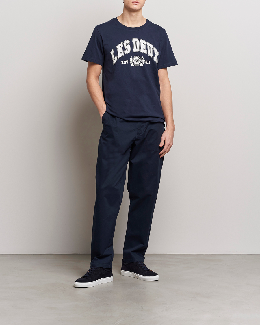 Heren | T-shirts | LES DEUX | University T-Shirt Dark Navy
