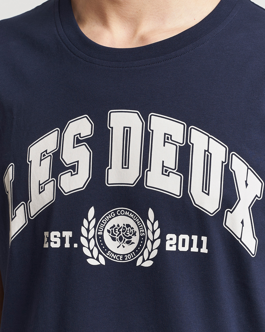 Heren | T-shirts | LES DEUX | University T-Shirt Dark Navy