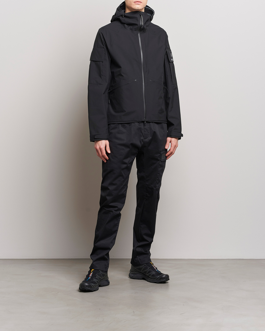 Heren | Broeken | C.P. Company | Metropolis Gabardine Stretch Satin Cargo Trousers Black