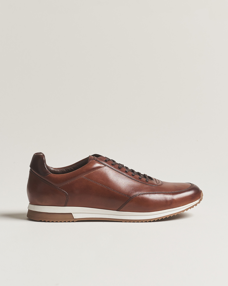 Heren | Sneakers | Loake Shoemakers | Bannister Leather Running Sneaker Cedar