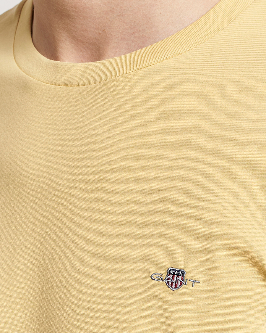 Homme | T-shirts | GANT | The Original T-Shirt Dusty Yellow