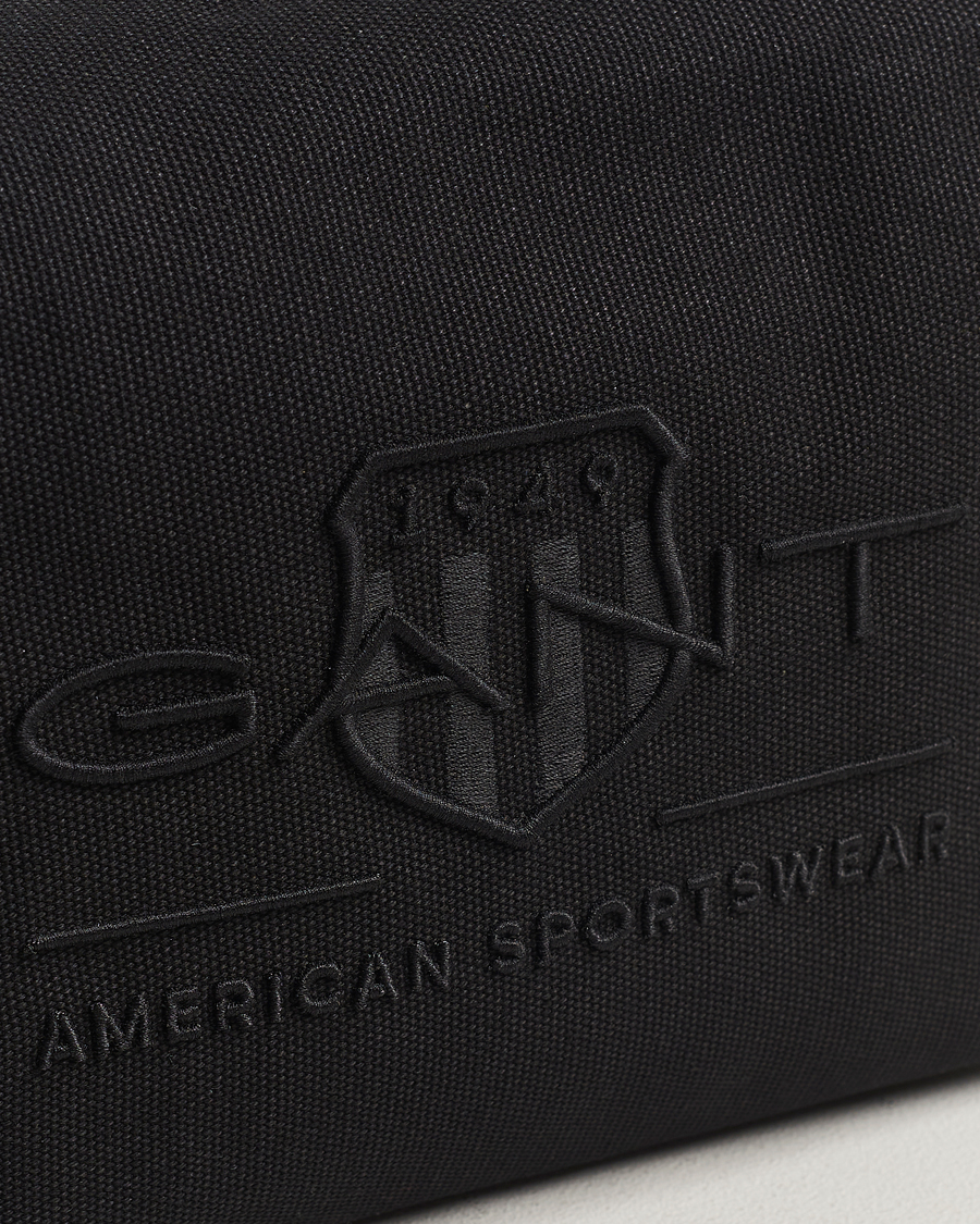 Heren | GANT Tonal Shield Wash Bag Ebony Black | GANT | Tonal Shield Wash Bag Ebony Black