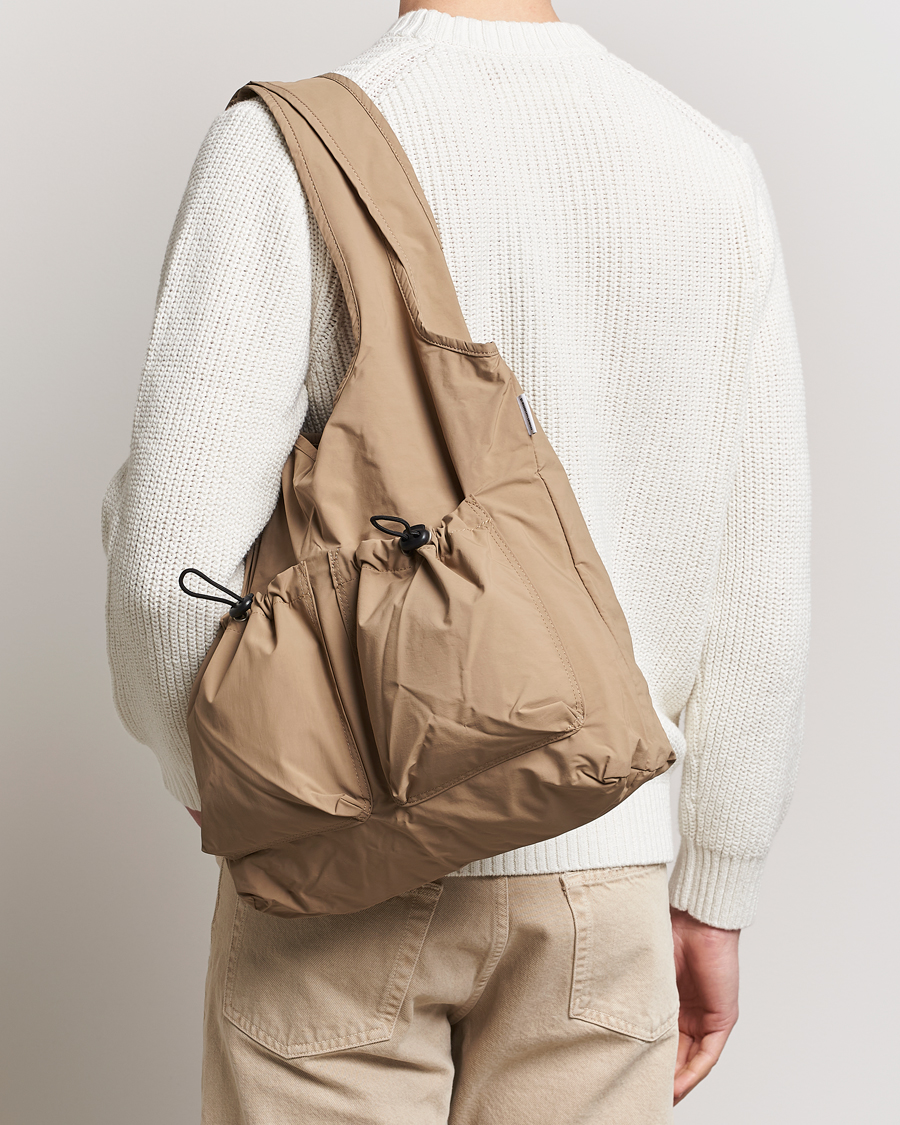 Homme | mazi untitled Nylon Bore Bag Beige | mazi untitled | Nylon Bore Bag Beige