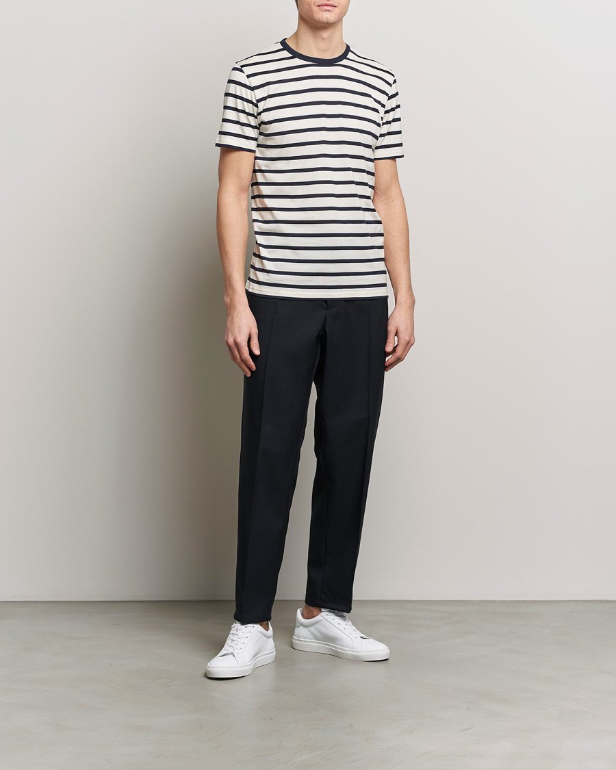 Heren | T-shirts | Sunspel | Striped Crew Neck Cotton Tee Ecru/Navy