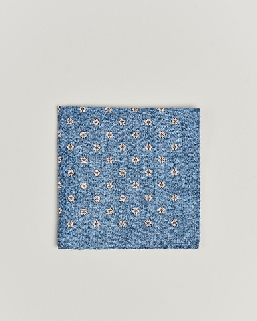 Heren | Amanda Christensen Linen Printed Flower Pocket Square Blue | Amanda Christensen | Linen Printed Flower Pocket Square Blue