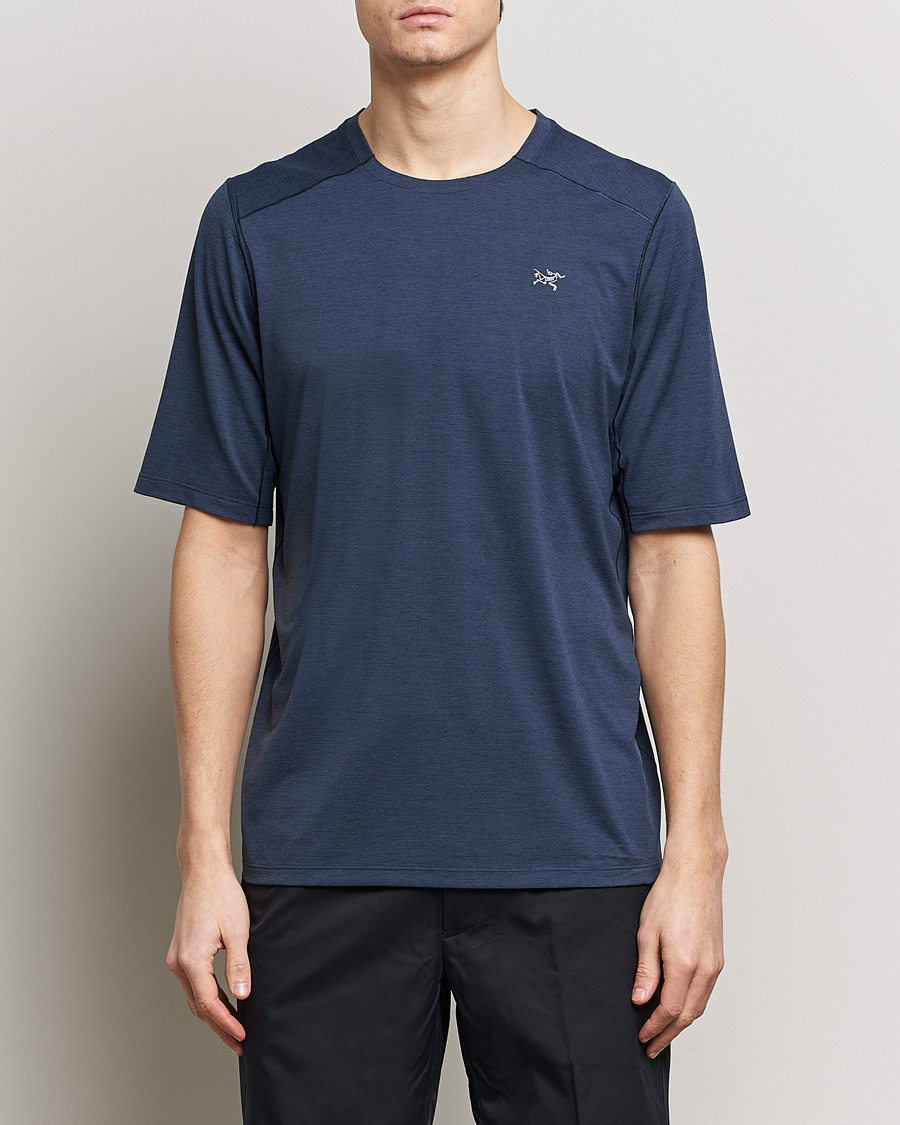 Heren | T-shirts | Arc'teryx | Cormac Crew Neck T-Shirt Black Sapphire Heather