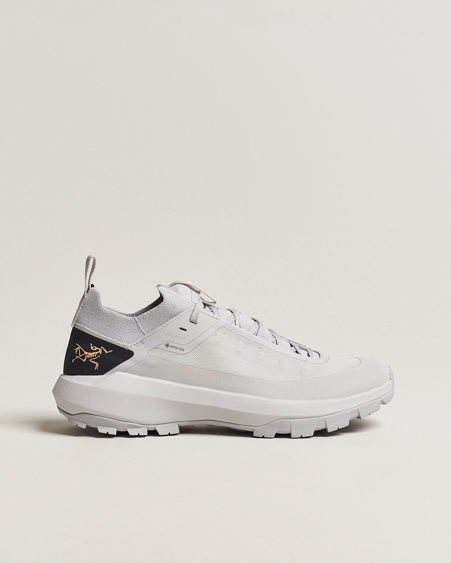 Heren | Arc'teryx Vertex Alpine Gore-Tex Sneakers Solitude/Graphite | Arc'teryx | Vertex Alpine Gore-Tex Sneakers Solitude/Graphite