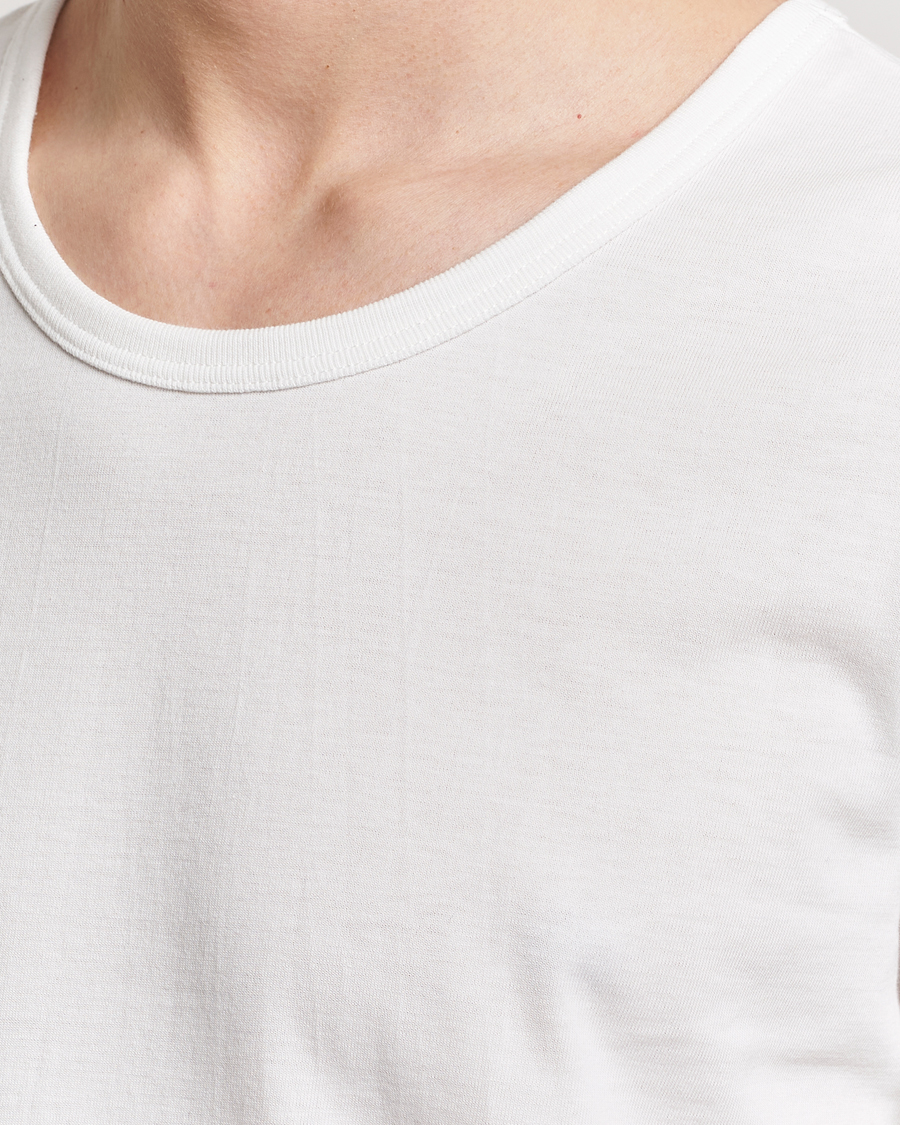 Heren | T-shirts | Merz b. Schwanen | 1970s Classic Loopwheeled V-Neck T-Shirt White