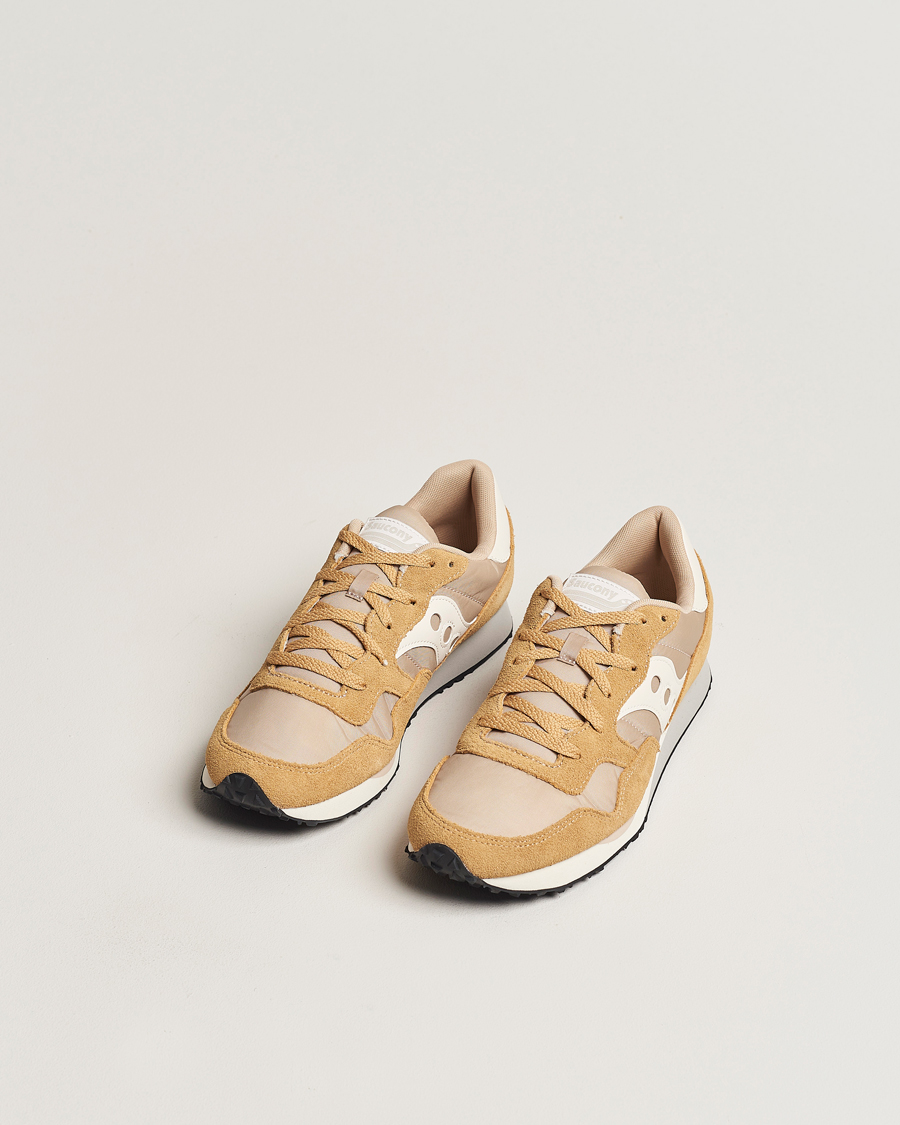 Homme | Saucony DXN Trainer Sneaker Sand/Off White | Saucony | DXN Trainer Sneaker Sand/Off White