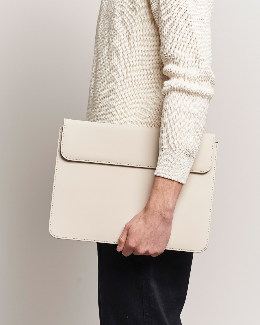 Homme | RAINS Laptop Portfolio 13