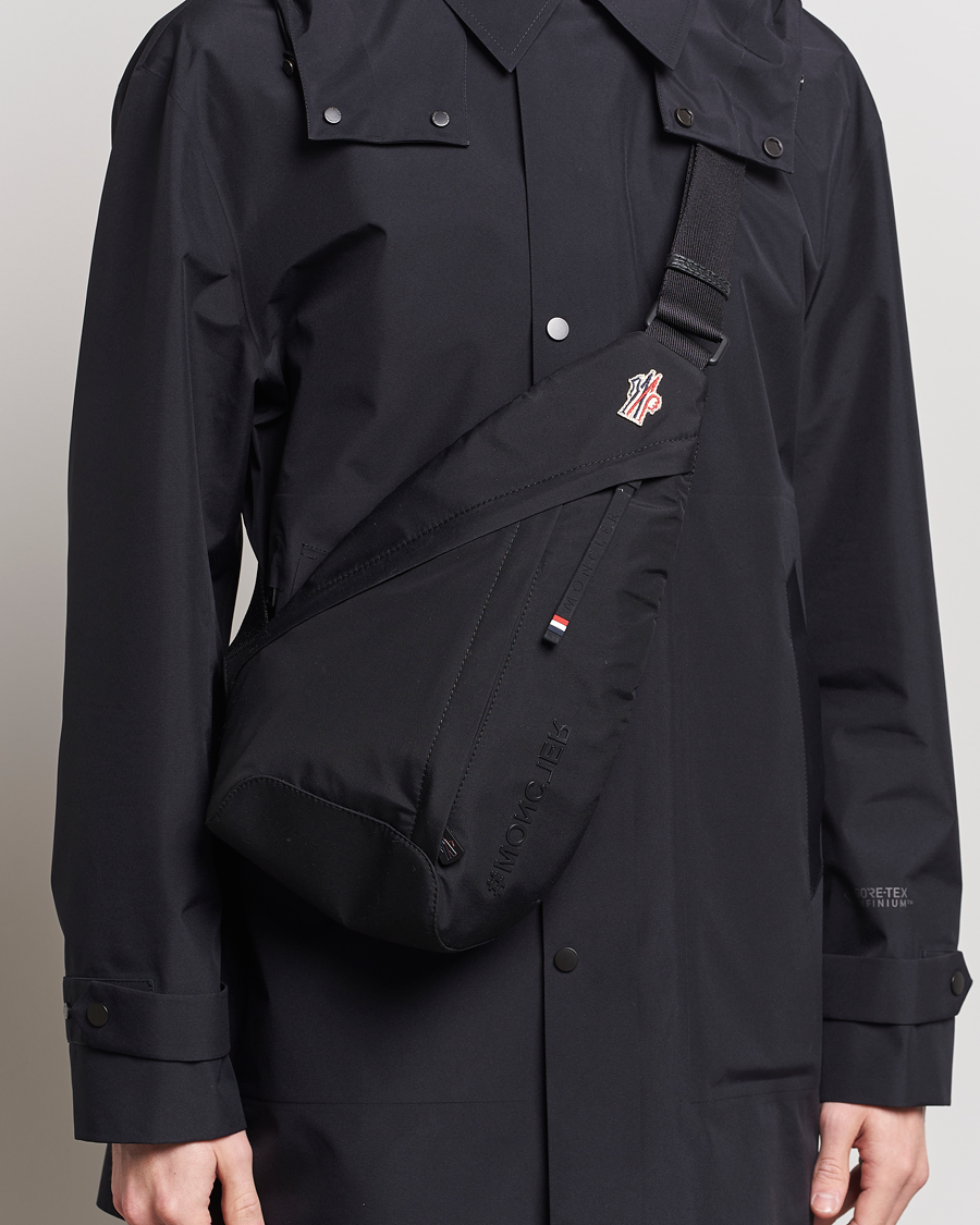 Homme | Moncler Grenoble Cross Body Bag Black | Moncler Grenoble | Cross Body Bag Black