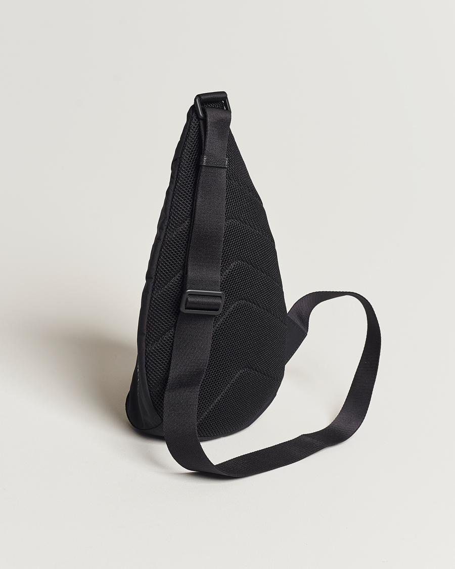 Homme | Moncler Grenoble Cross Body Bag Black | Moncler Grenoble | Cross Body Bag Black