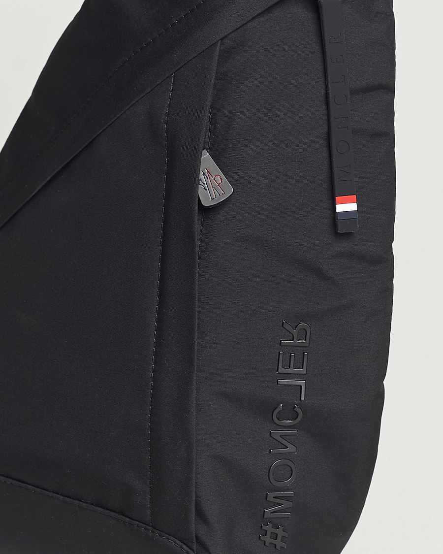 Homme | Moncler Grenoble Cross Body Bag Black | Moncler Grenoble | Cross Body Bag Black