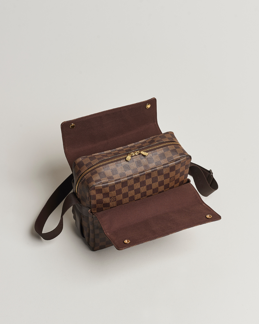 Homme | Louis Vuitton Pre-Owned Naviglio Messenger Bag Damier Ebene | Louis Vuitton Pre-Owned | Naviglio Messenger Bag Damier Ebene