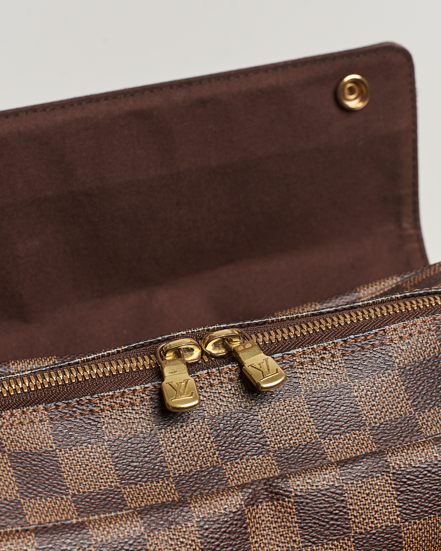 Homme | Louis Vuitton Pre-Owned Naviglio Messenger Bag Damier Ebene | Louis Vuitton Pre-Owned | Naviglio Messenger Bag Damier Ebene