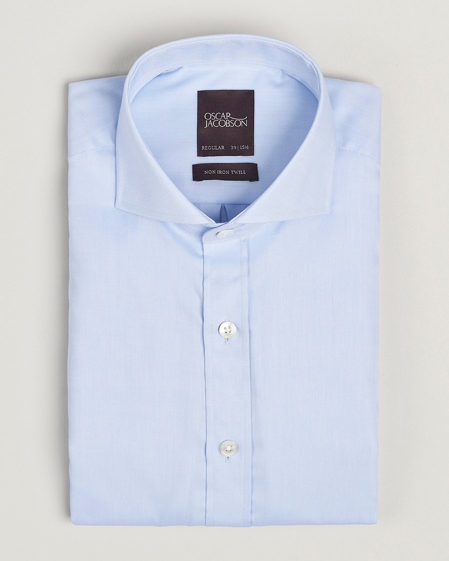 Heren | Overhemden | Oscar Jacobson | Reg Fit Cut Away Non Iron Twill Light Blue