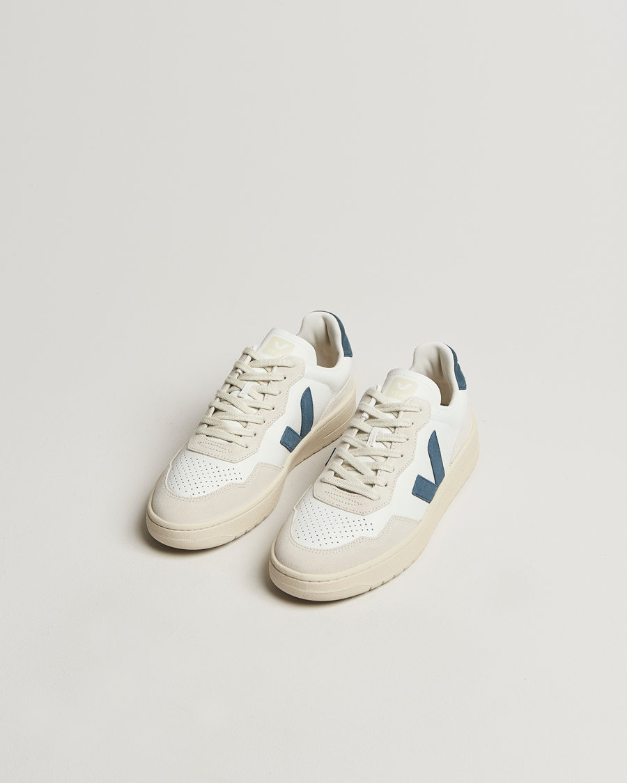Homme | Veja V-90 Leather Sneaker Extra White California | Veja | V-90 Leather Sneaker Extra White California