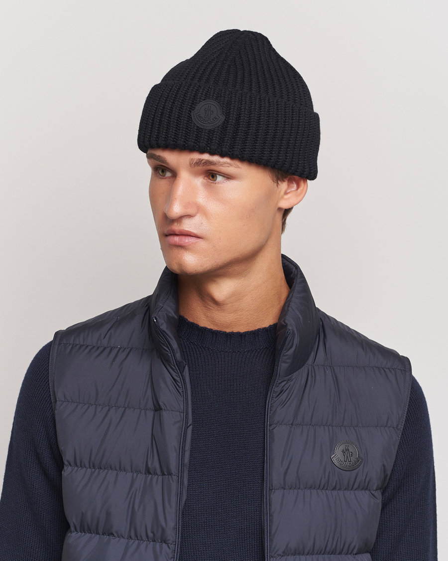 Homme | Moncler Tonal Logo Beanie Black | Moncler | Tonal Logo Beanie Black