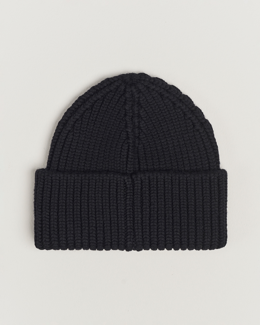 Homme | Moncler Tonal Logo Beanie Black | Moncler | Tonal Logo Beanie Black