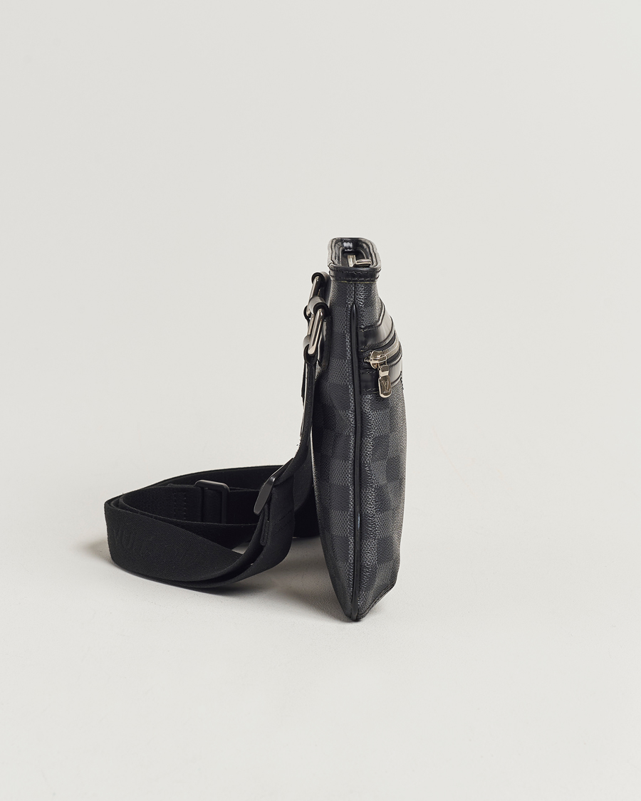 Heren | Louis Vuitton Pre-Owned Thomas Messenger Bag Damier Graphite | Louis Vuitton Pre-Owned | Thomas Messenger Bag Damier Graphite