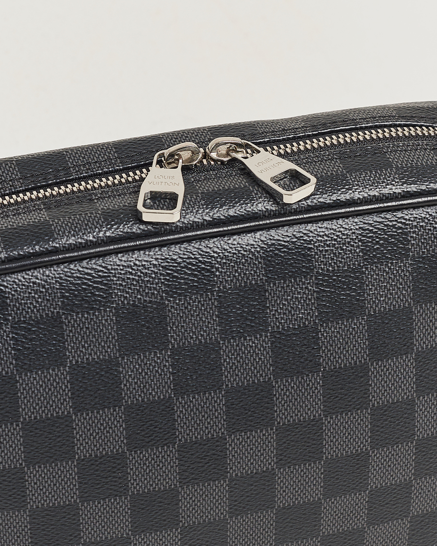 Homme | Louis Vuitton Pre-Owned Toiletry Damier Graphite | Louis Vuitton Pre-Owned | Toiletry Damier Graphite