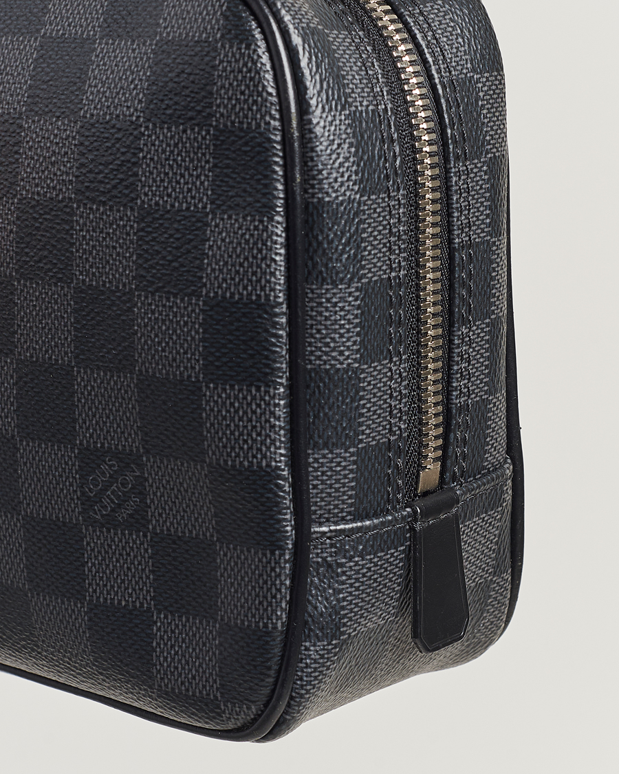 Homme | Louis Vuitton Pre-Owned Toiletry Damier Graphite | Louis Vuitton Pre-Owned | Toiletry Damier Graphite