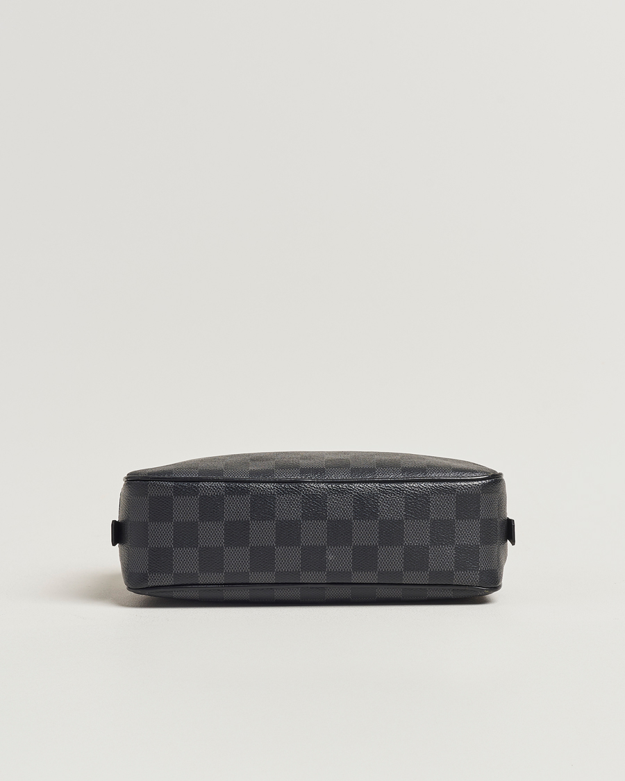 Homme | Louis Vuitton Pre-Owned Toiletry Damier Graphite | Louis Vuitton Pre-Owned | Toiletry Damier Graphite