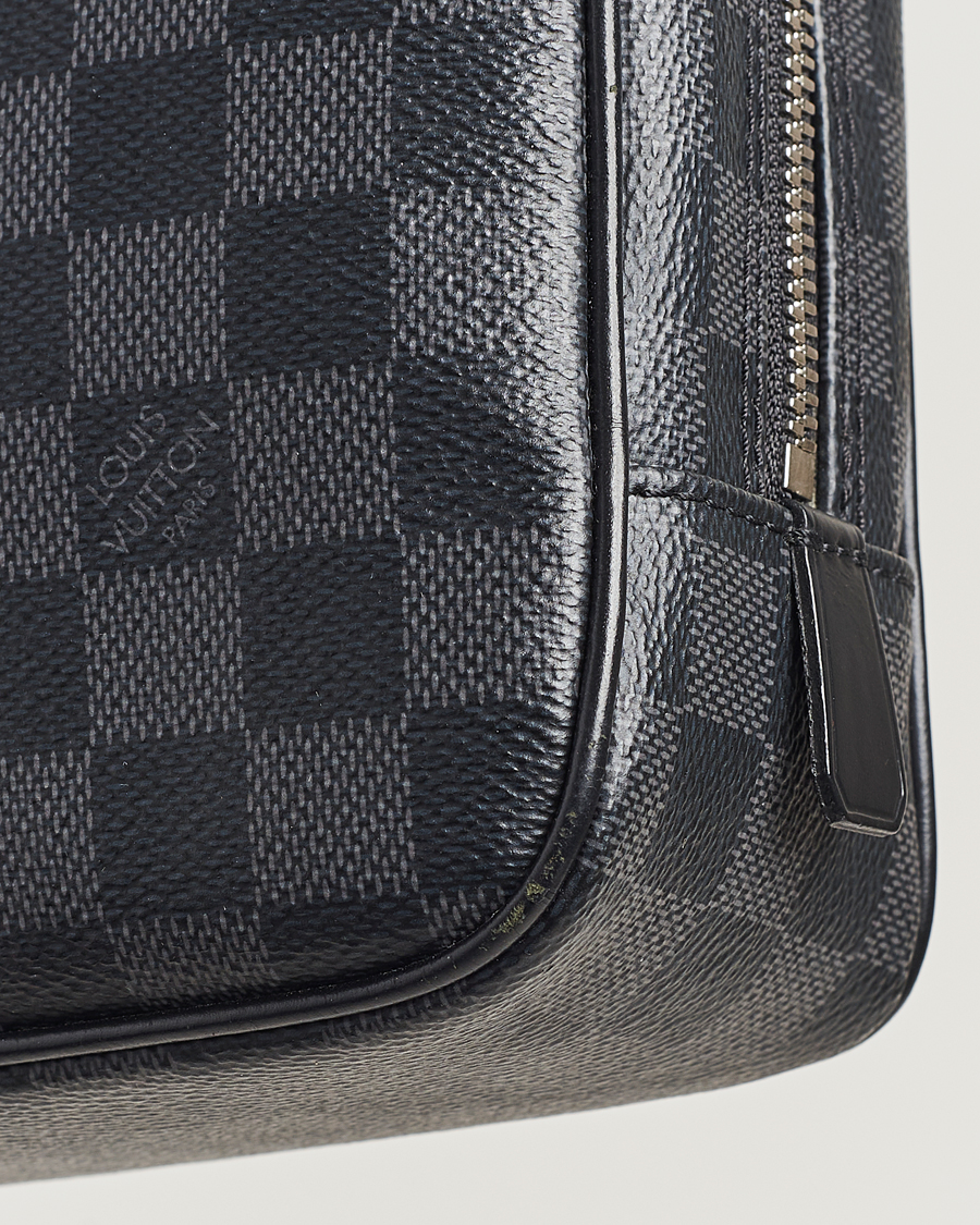 Homme | Louis Vuitton Pre-Owned Toiletry Damier Graphite | Louis Vuitton Pre-Owned | Toiletry Damier Graphite