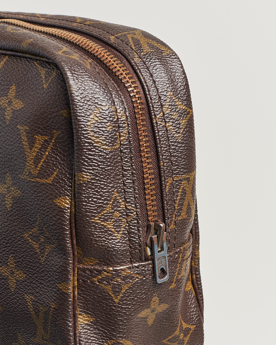 Homme | Louis Vuitton Pre-Owned Trousse Washbag 28 Monogram | Louis Vuitton Pre-Owned | Trousse Washbag 28 Monogram