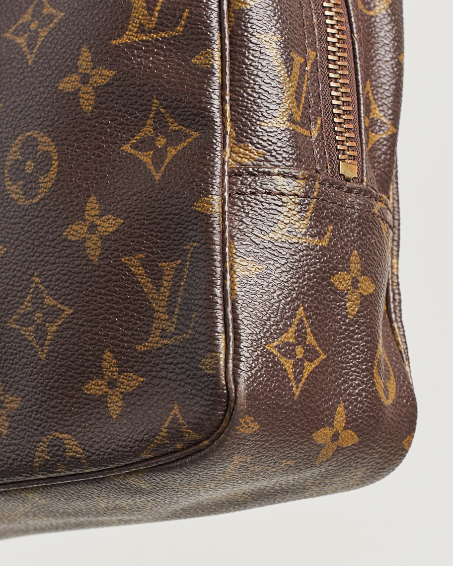 Homme | Louis Vuitton Pre-Owned Trousse Washbag 28 Monogram | Louis Vuitton Pre-Owned | Trousse Washbag 28 Monogram