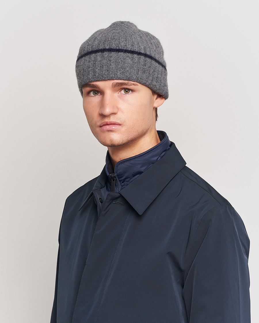 Homme | Amanda Christensen Rib Knitted Cashmere Paspoal Cap Grey Melange | Amanda Christensen | Rib Knitted Cashmere Paspoal Cap Grey Melange