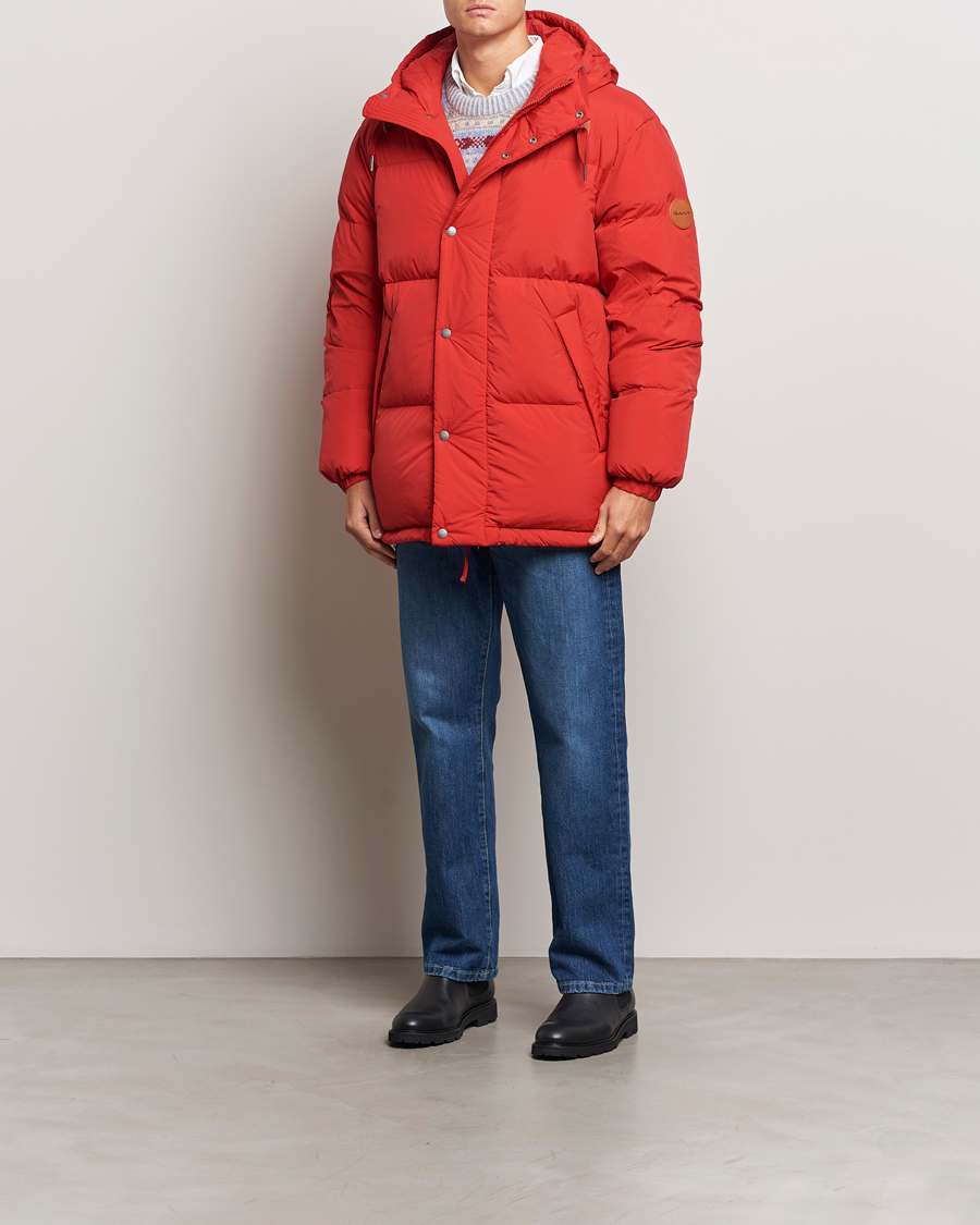 Heren | Jassen | GANT | Expedition Down Puffer Ruby Red