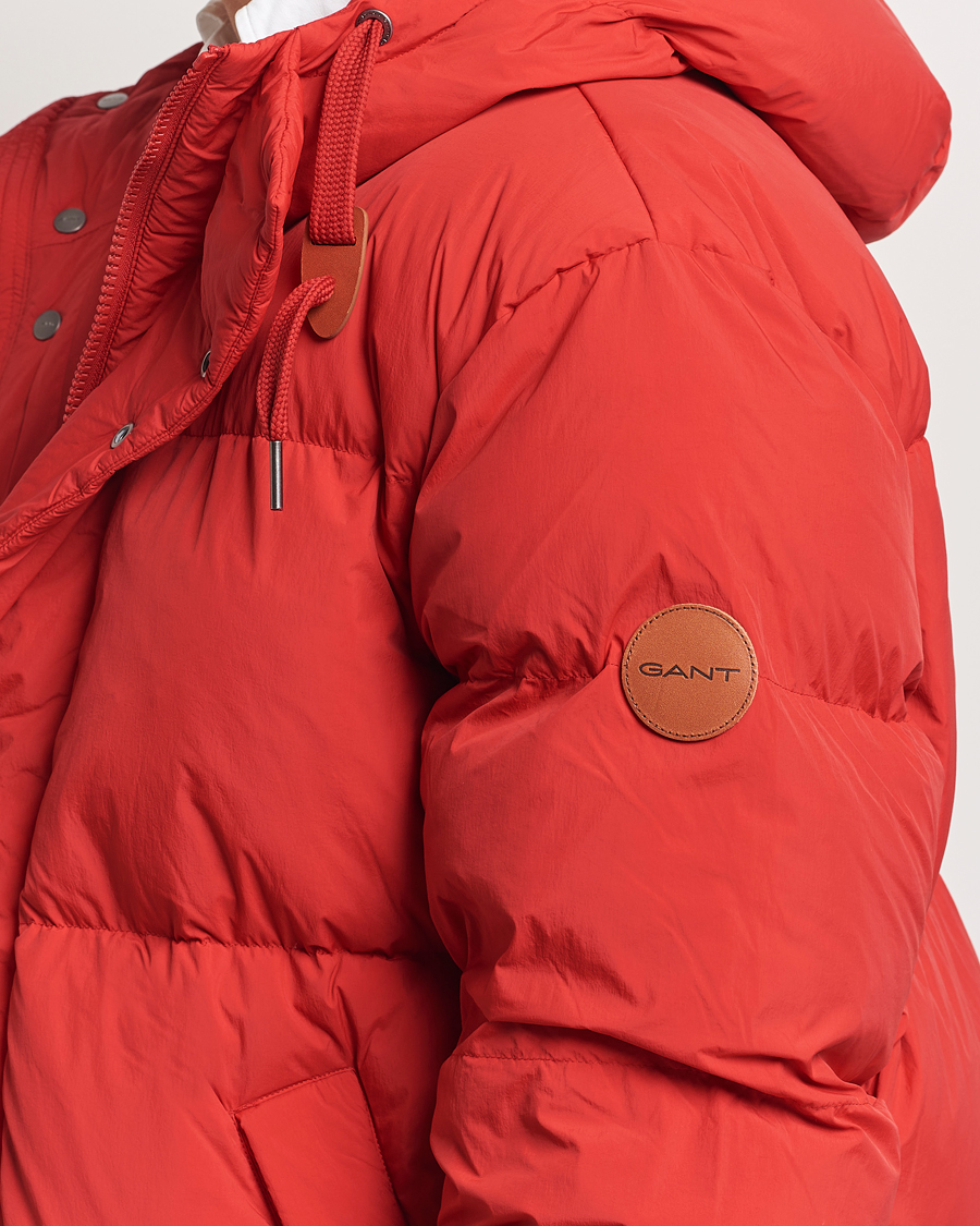 Heren | Jassen | GANT | Expedition Down Puffer Ruby Red