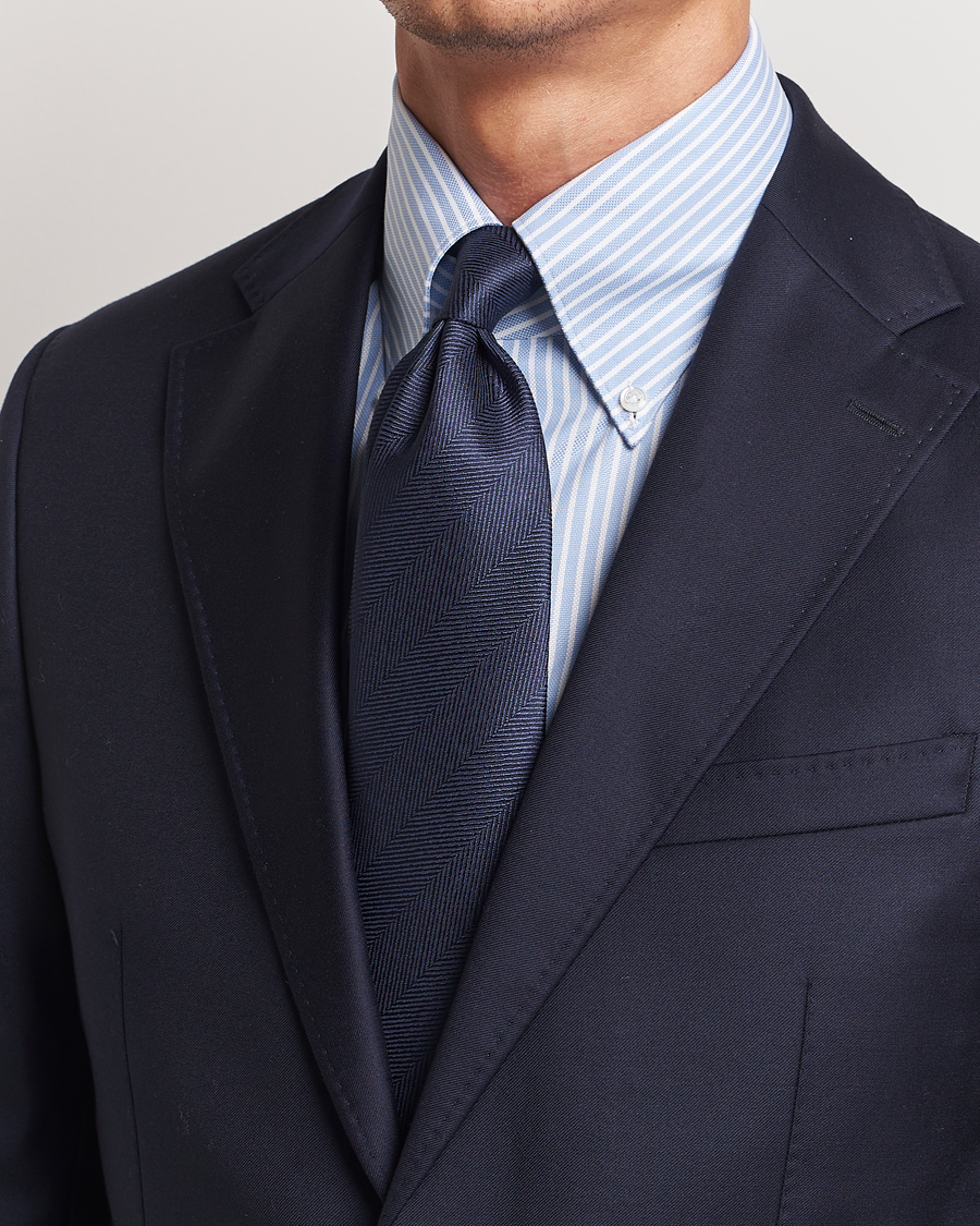 Homme | Brioni Herringbone Silk Tie Navy | Brioni | Herringbone Silk Tie Navy