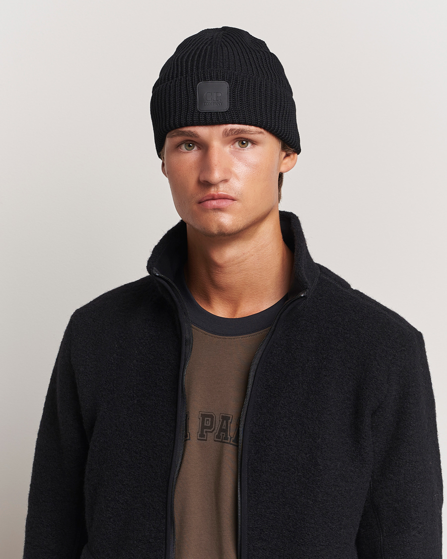 Heren | C.P. Company Metropolis Knitted Logo Beanie Black | C.P. Company | Metropolis Knitted Logo Beanie Black