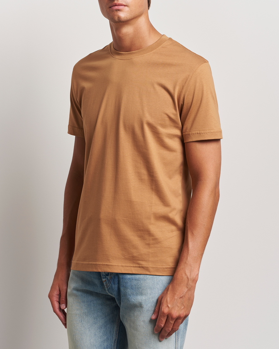 Homme | T-shirts | Tiger of Sweden | Dillan Crew Neck T-Shirt Warm Forest