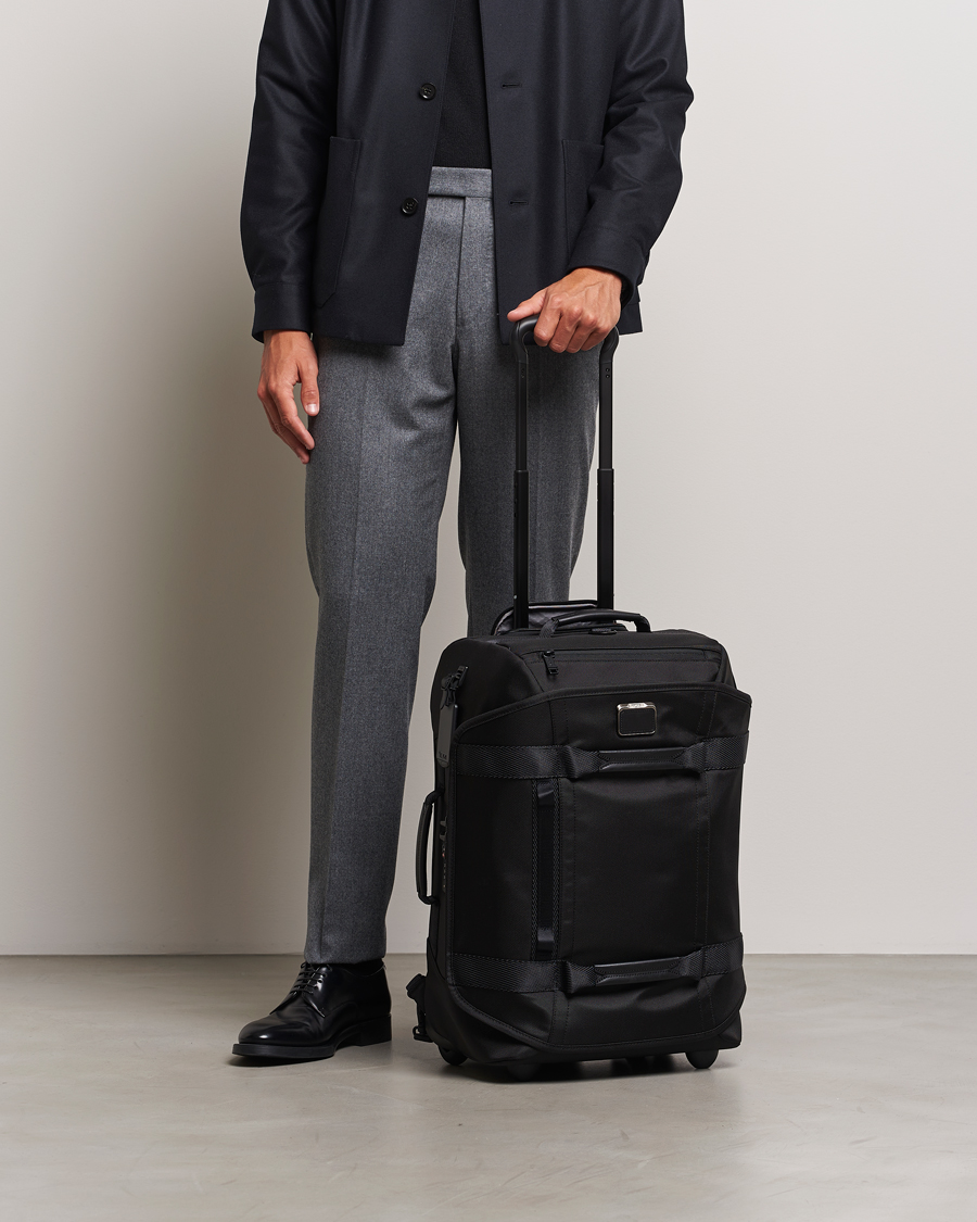 Heren | Tassen | TUMI | Alpha Bravo Wheeled Duffle Black