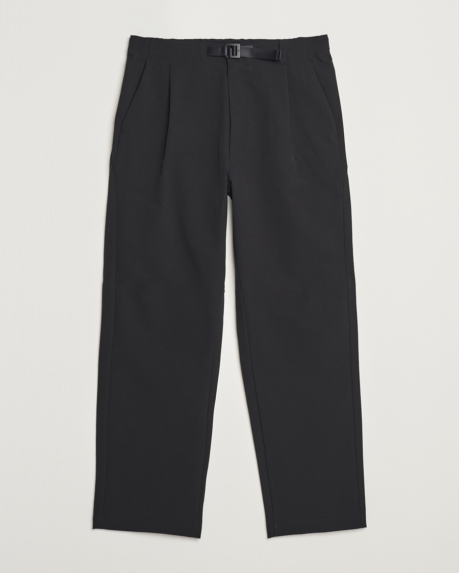 Heren | Broeken | Goldwin | One Tuck Tapered Stretch Pants Black