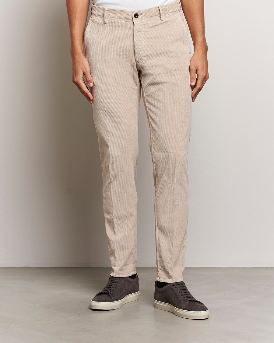 Homme | Pantalons | Incotex | Slim Fit Leisure Cord Slacks Light Beige
