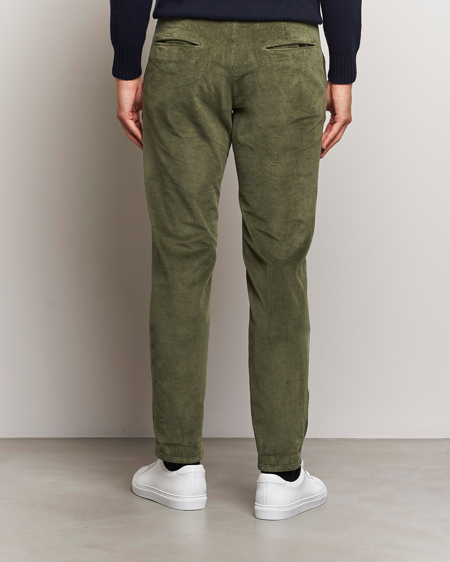 Heren | Broeken | Incotex | Slim Fit Leisure Cord Slacks Dark Green