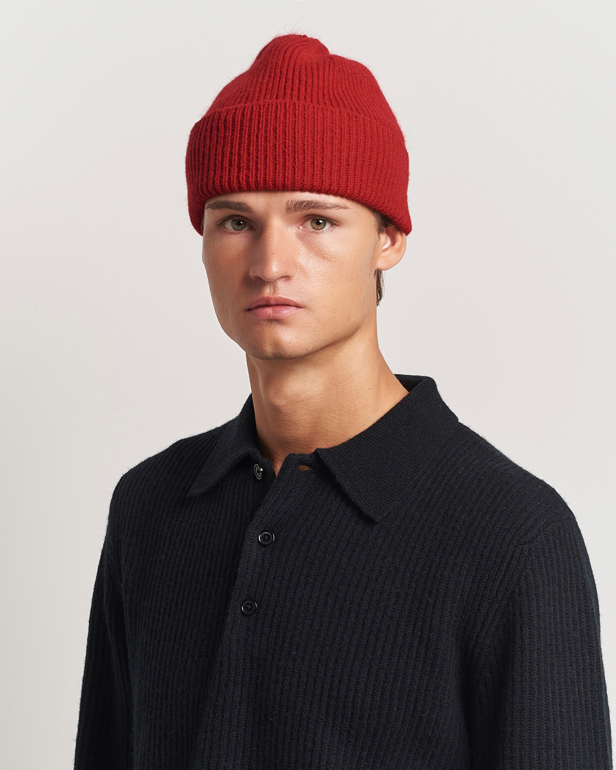 Homme | Bonnets | Le Bonnet | Lambswool/Caregora Beanie Framboise
