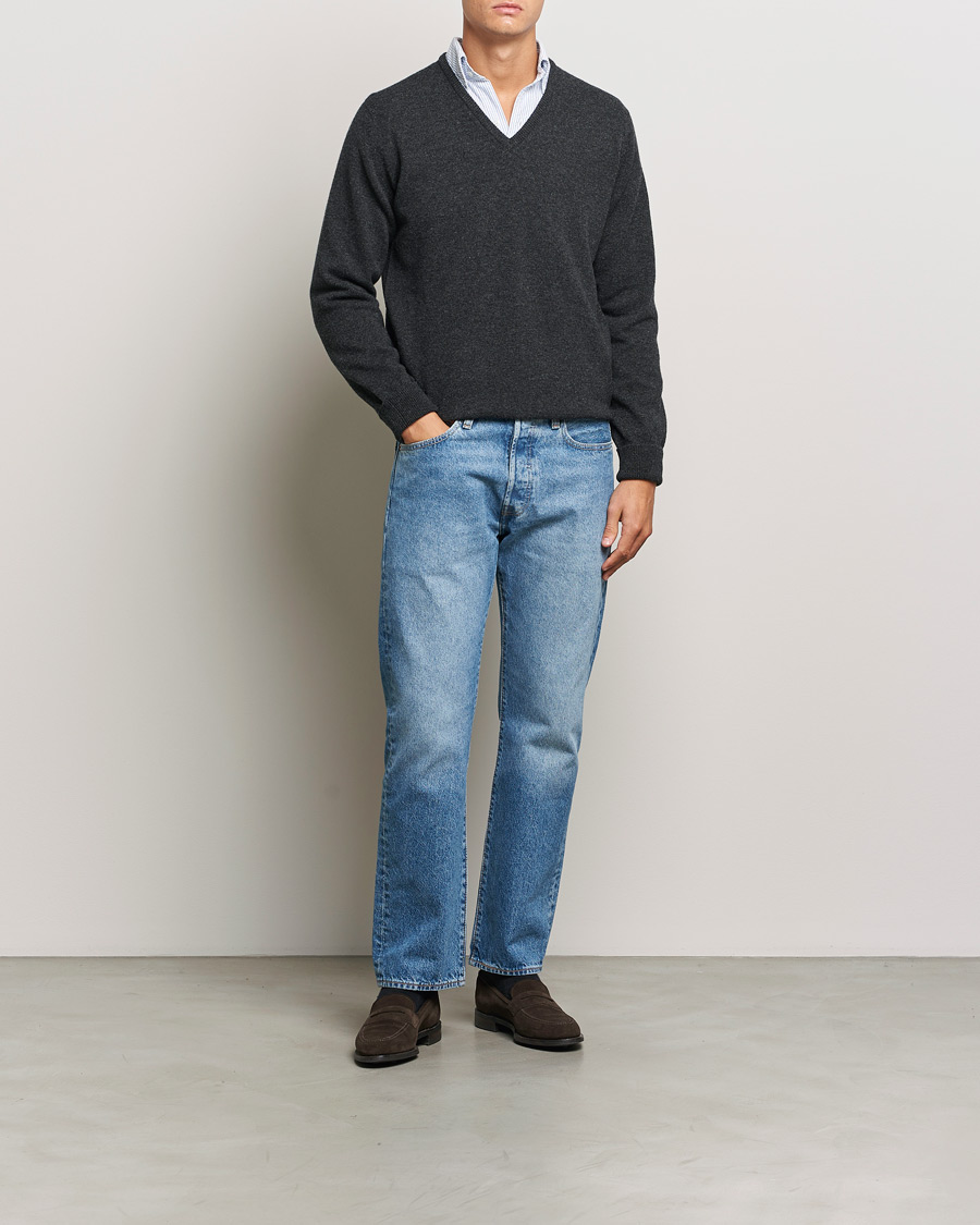 Heren | Truien | William Lockie | Rob Lambswool V-Neck Charcoal