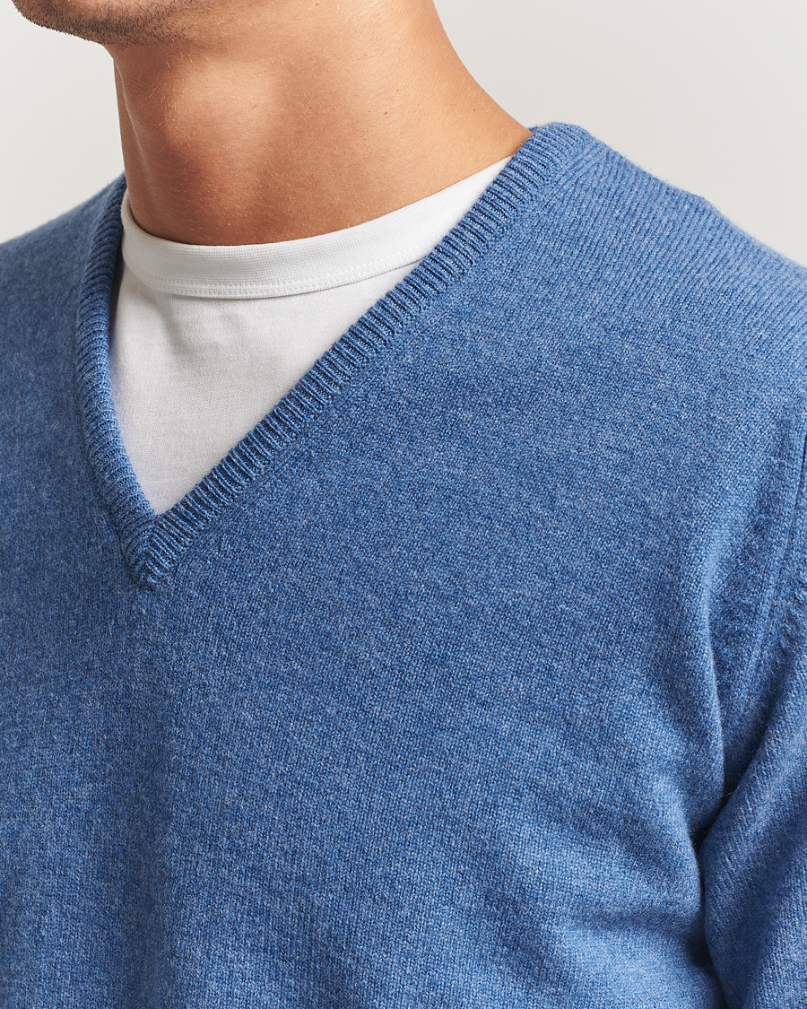 Heren | Truien | William Lockie | Rob Lambswool V-Neck Clyde