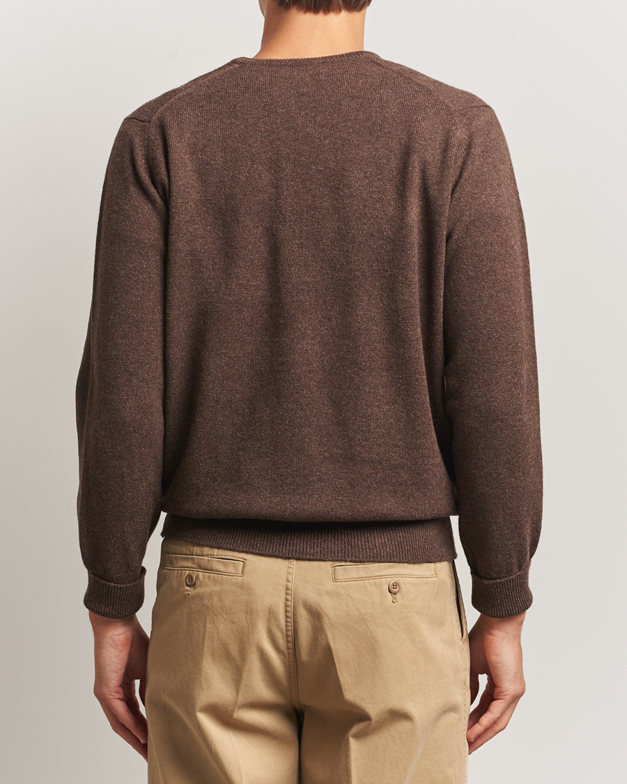 Heren | Truien | William Lockie | Rob Lambswool V-Neck Mocha