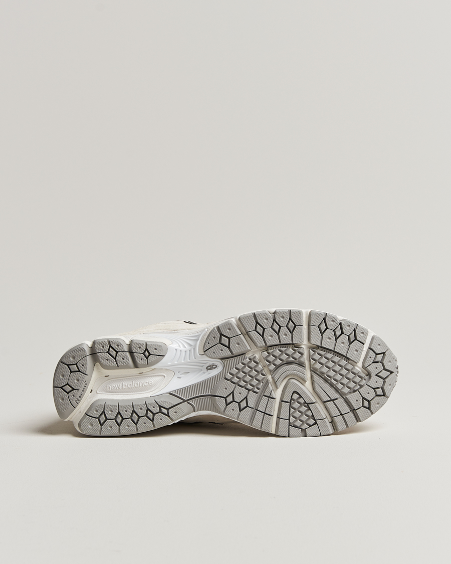 Homme | New Balance 2002R Sneakers Beige | New Balance | 2002R Sneakers Beige