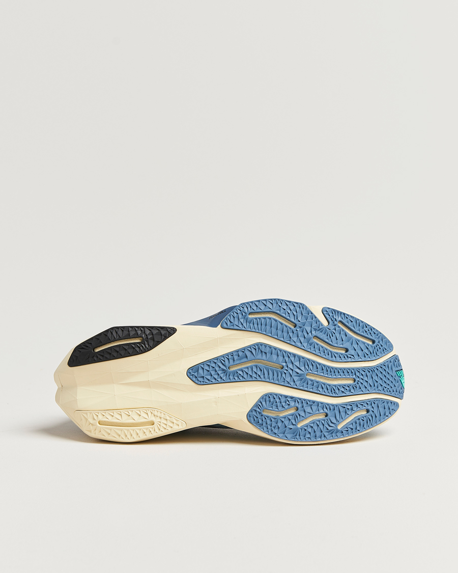 Homme | New Balance Running FuelCell Rebel v4 Blue | New Balance Running | FuelCell Rebel v4 Blue