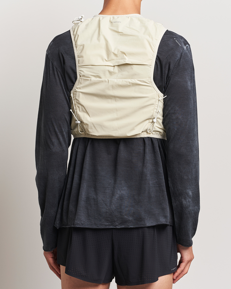 Heren | Satisfy Justice Cordura Hydration Vest Mineral Off White | Satisfy | Justice Cordura Hydration Vest Mineral Off White